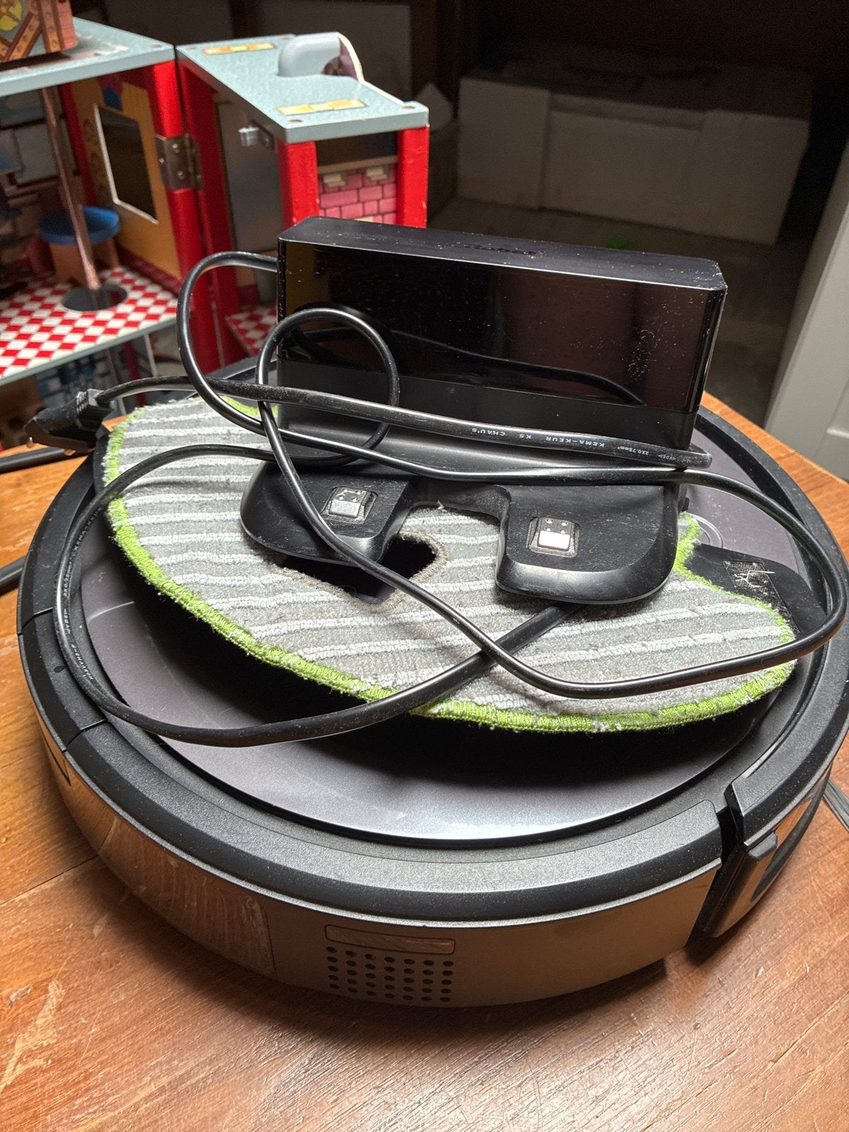 iRobot Roomba Combo Robotstofzuiger met Dweilfunctie, Combi-reiniger, Gebruikt, IRobot, Ophalen of Verzenden