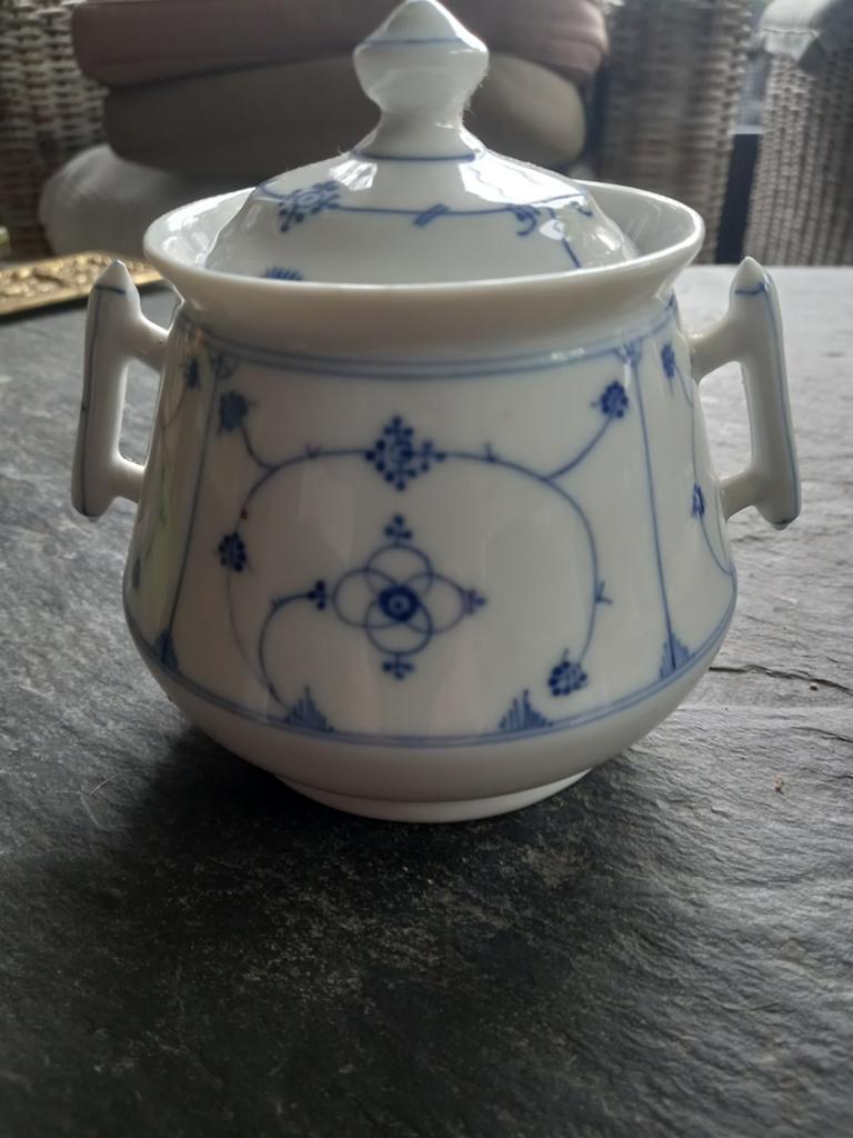 Antieke Royal Copenhagen Blauw Geribbelde Suikerpot, Antiek en Kunst, Antiek | Porselein, Ophalen of Verzenden