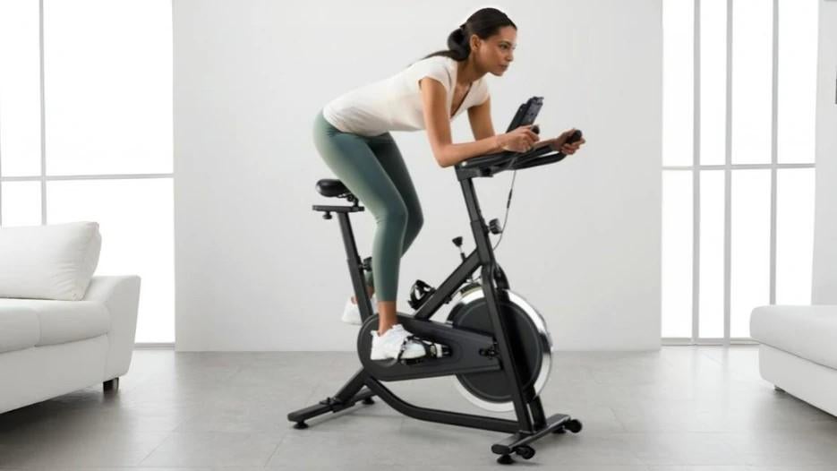 Crane Fitness Indoor Fietstrainer/spinning, Sport en Fitness, Fitnessapparatuur, Ophalen, Gebruikt, Spinningfiets