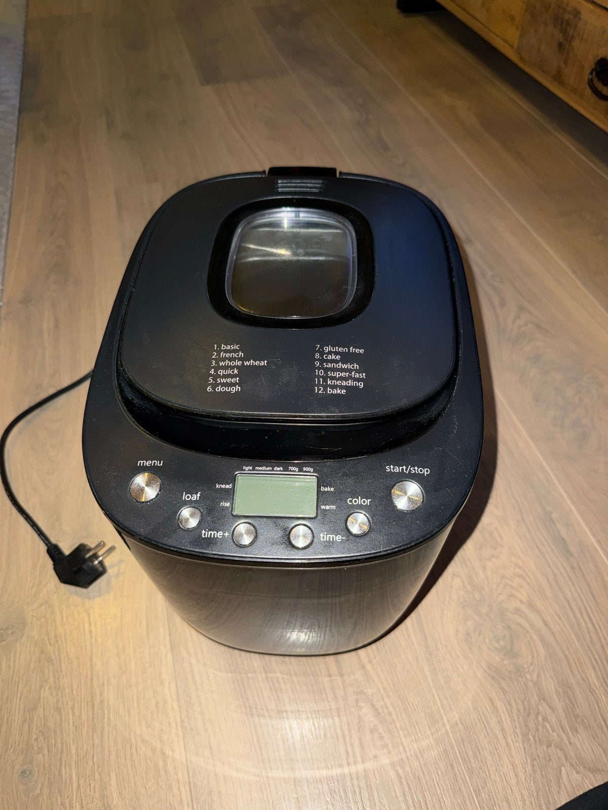 Tomado Broodbakmachine - Zwart, Gebruikt, 800 tot 1200 gram deeg, Kijkvenster, Ophalen