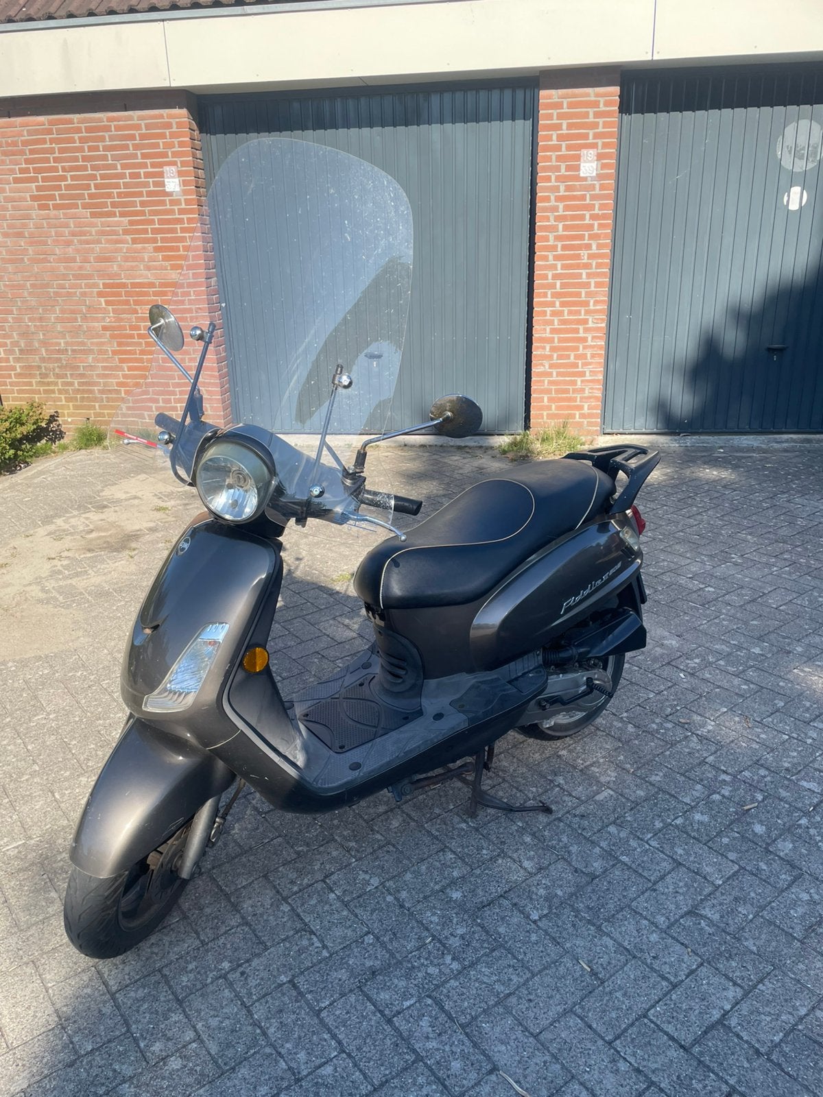Nette sym fiddle 2 (geel kenteken), Fietsen en Brommers, Scooters | SYM, Ophalen, Zo goed als nieuw, Benzine, Fiddle