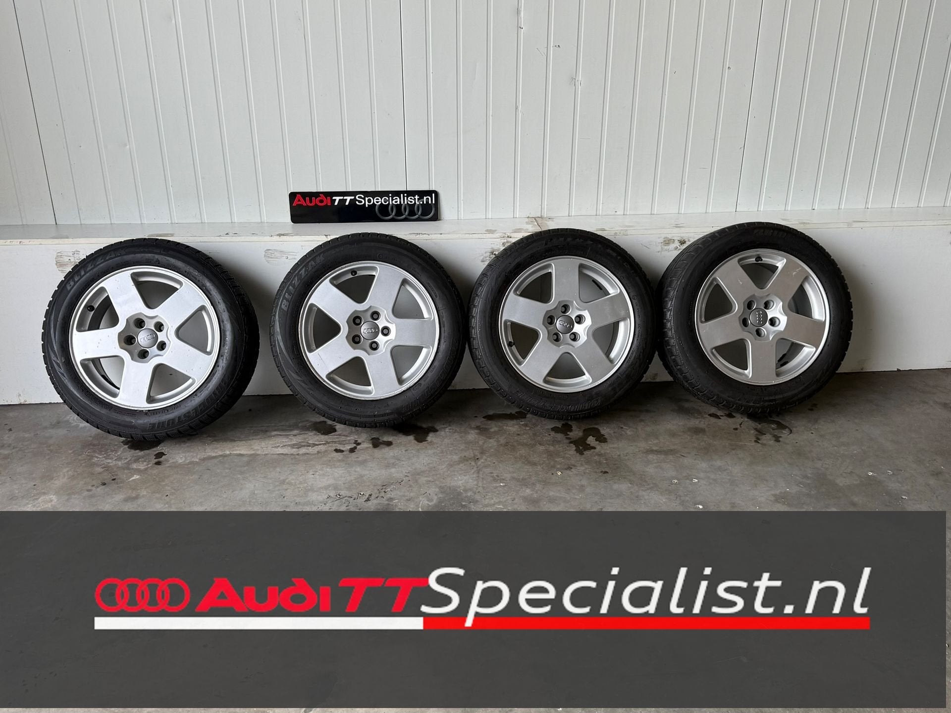 Winterbandenset 16 inch op OEM velgen Audi TT MK1, Auto-onderdelen, Ophalen, Gebruikt, -, Banden en Velgen