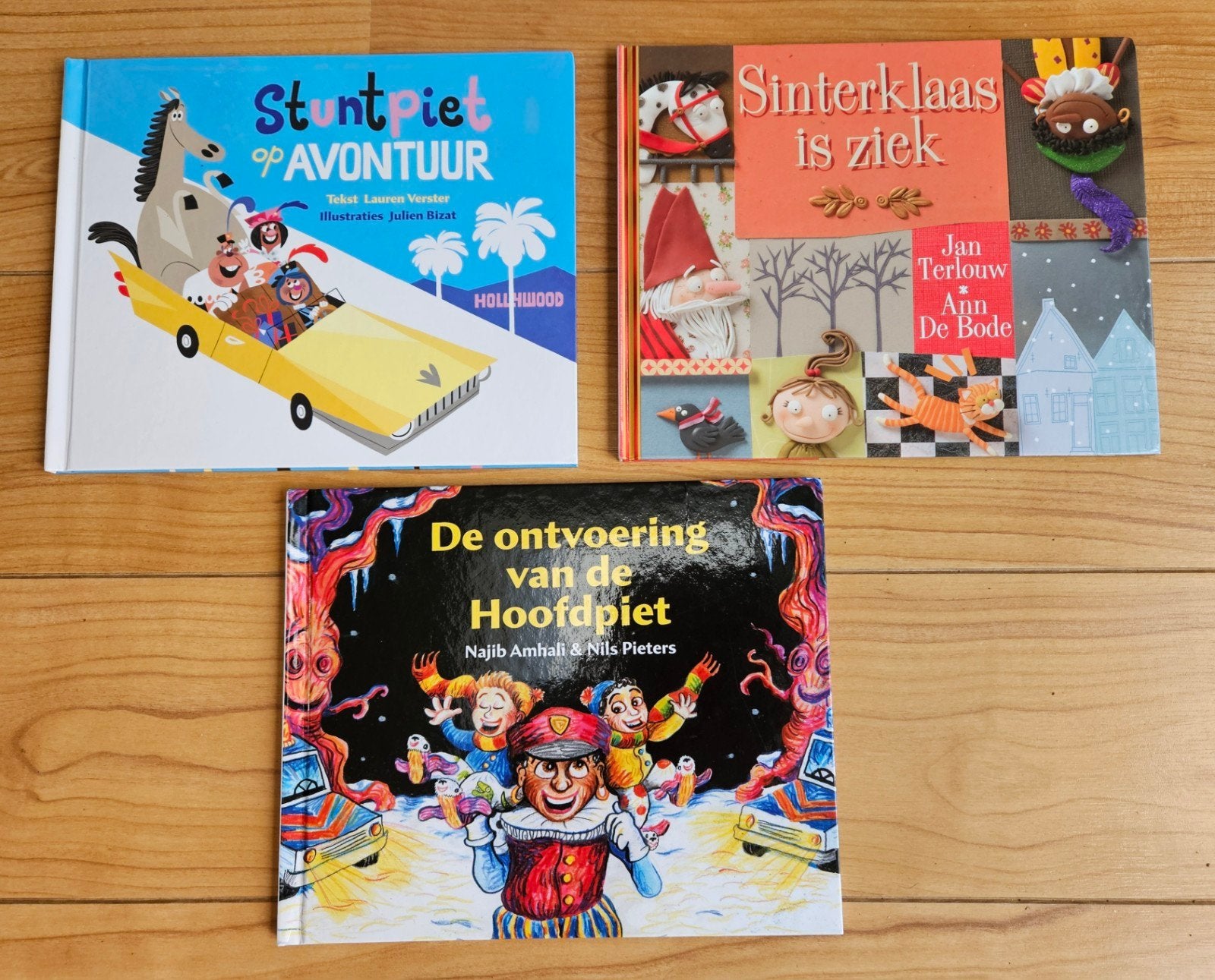 3 Sinterklaasboeken: Stuntpiet, Sinterklaas is ziek, Hoofdpi, Boeken, Ophalen of Verzenden, Nieuw