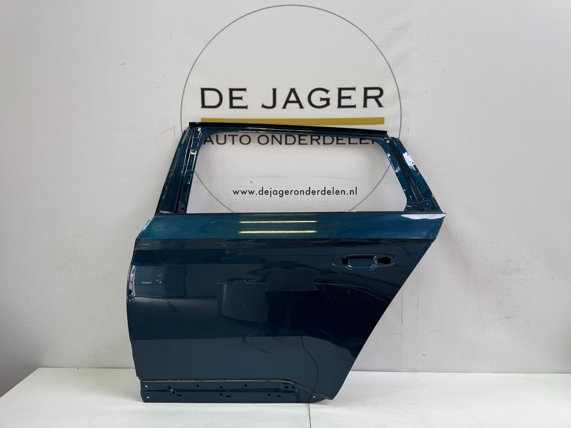 SKODA SUPERB STATION DEUR PORTIER LINKS ACHTER 3V9835311, Deur, Skoda, Achter, Skoda Auto a.s.