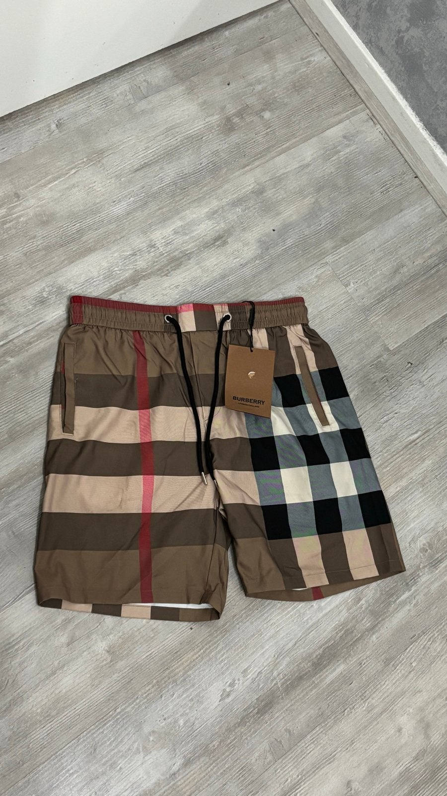 Burberry Zwemshort Maat M Nieuw, Kleding | Heren, Ophalen of Verzenden, Maat 48/50 (M), Meerkleurig, Zwemshort