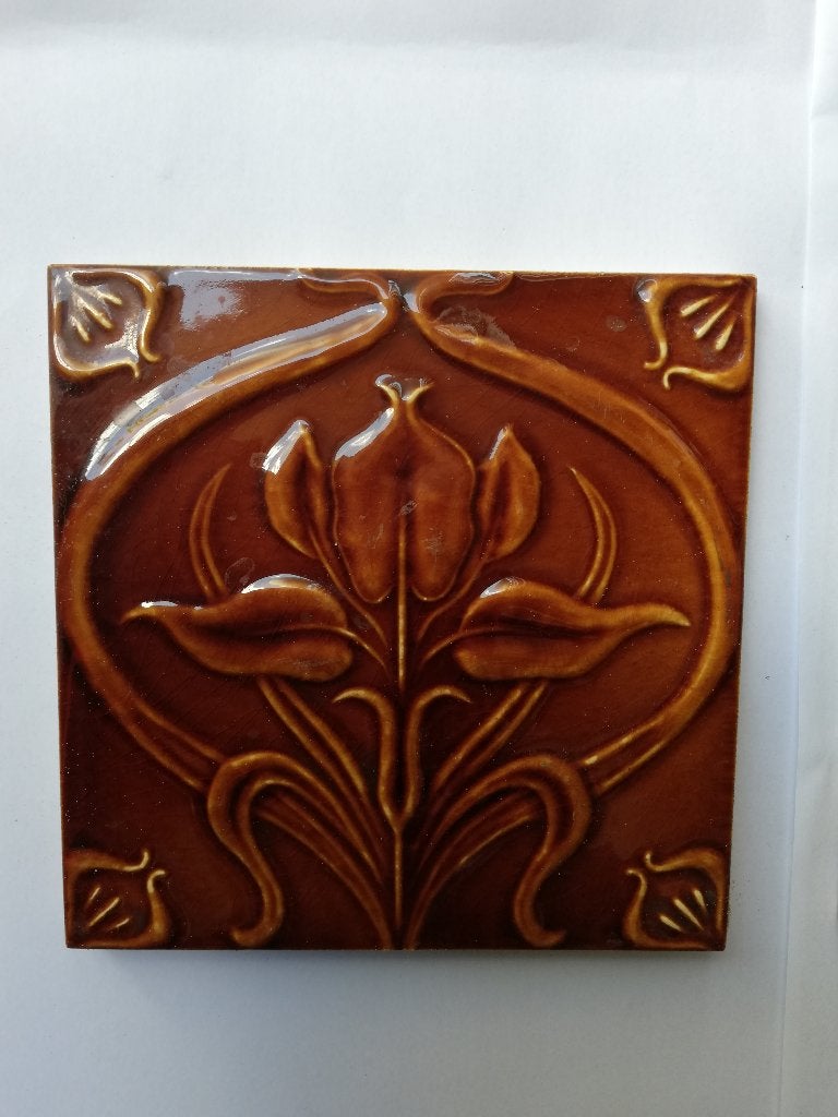 250 art nouveau wandtegels roodbruin bloem Morialmé, Antiek en Kunst, Antiek | Wandborden en Tegels, Ophalen