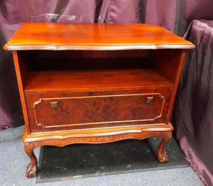 Mooie noten tv kast, Huis en Inrichting, Kasten | Televisiemeubels, Zo goed als nieuw, Minder dan 100 cm, 25 tot 50 cm, 50 tot 100 cm