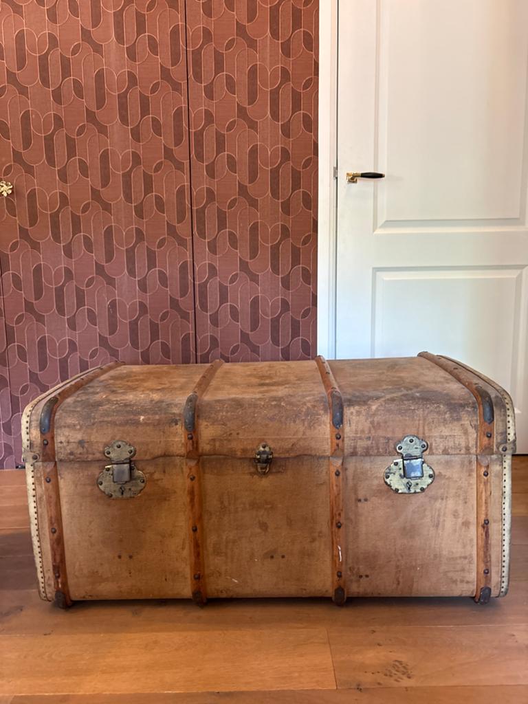 Antieke houten koffer / reiskist, Antiek en Kunst, Ophalen