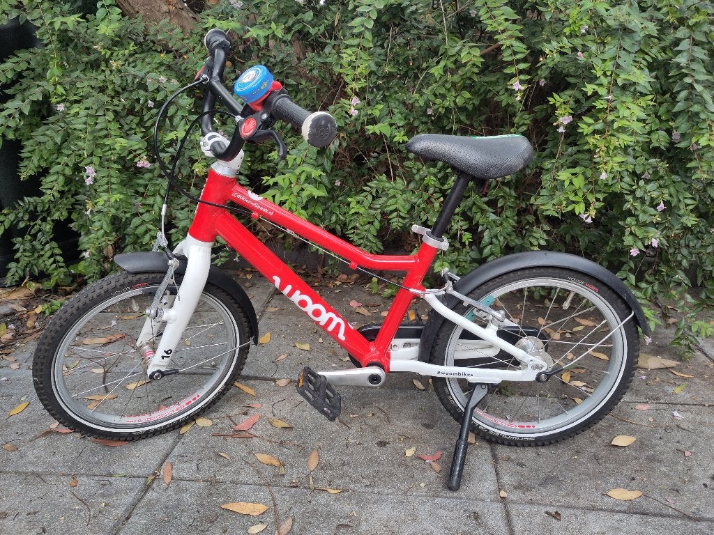 Kinderfiets rood Woom 3 original 16 inch, Velgrem, Ophalen, Overige merken, 16 tot 20 inch