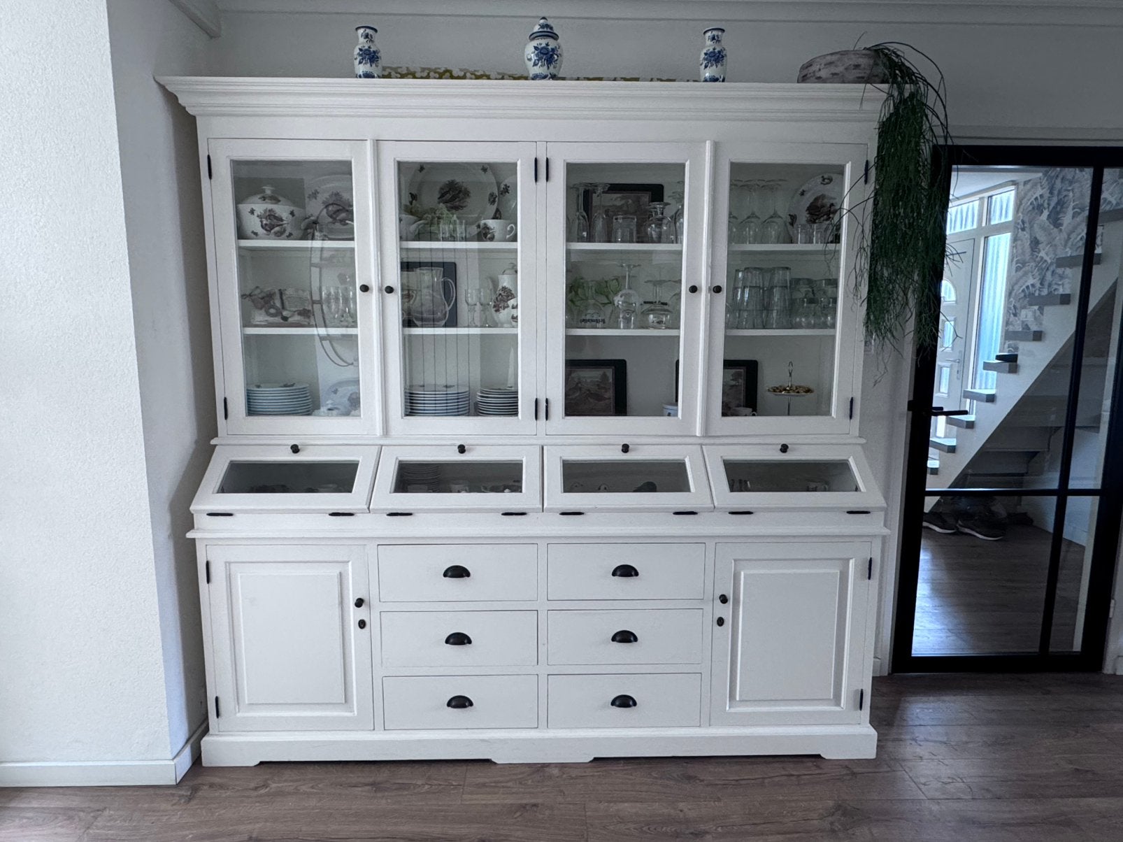 Buffetkast, bestaande uit een onderkast en een bovenkast., Huis en Inrichting, Kasten | Buffetkasten, Gebruikt, 200 cm of meer
