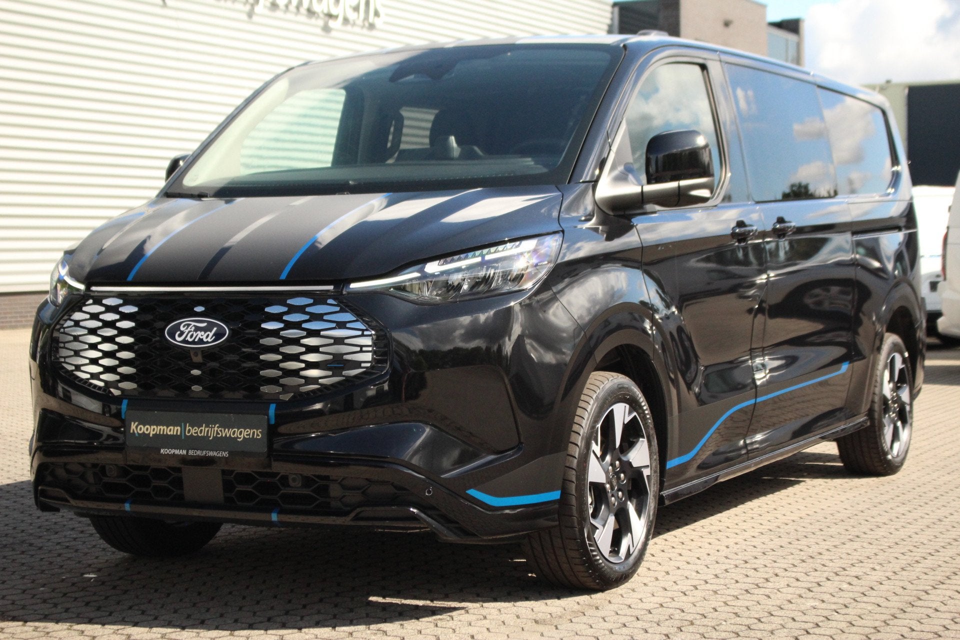 Ford E-Transit Custom 320 L2H1 Sport DC 71 kWh | 160kW/218pk, Automaat, Adaptive Cruise Control, 71 kWh, 2800 kg