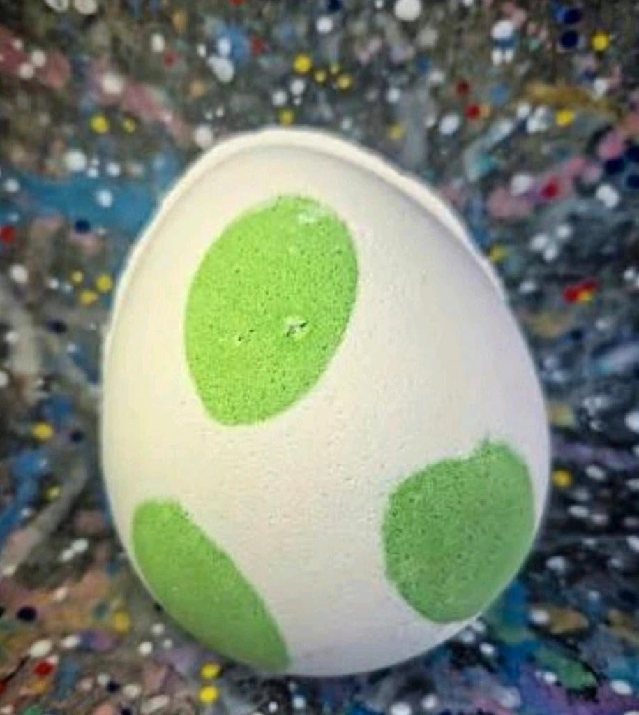 Yoshi bruisbal Lush Limited edition, Ophalen of Verzenden, Nieuw, Overige typen