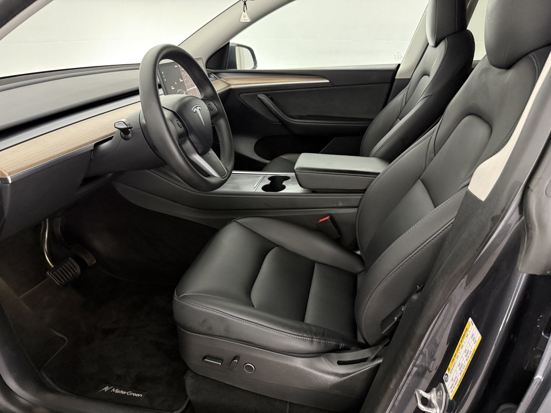 Foto 38 van Tesla Model Y Long Range AWD 75 kWh | Snelladen | SOH 90% |