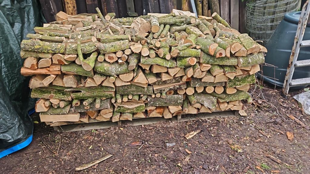 Gemengd haardhout, stookhout, Tuin en Terras, Haardhout, Minder dan 3 m³, Ophalen of Verzenden, Overige houtsoorten, Blokken