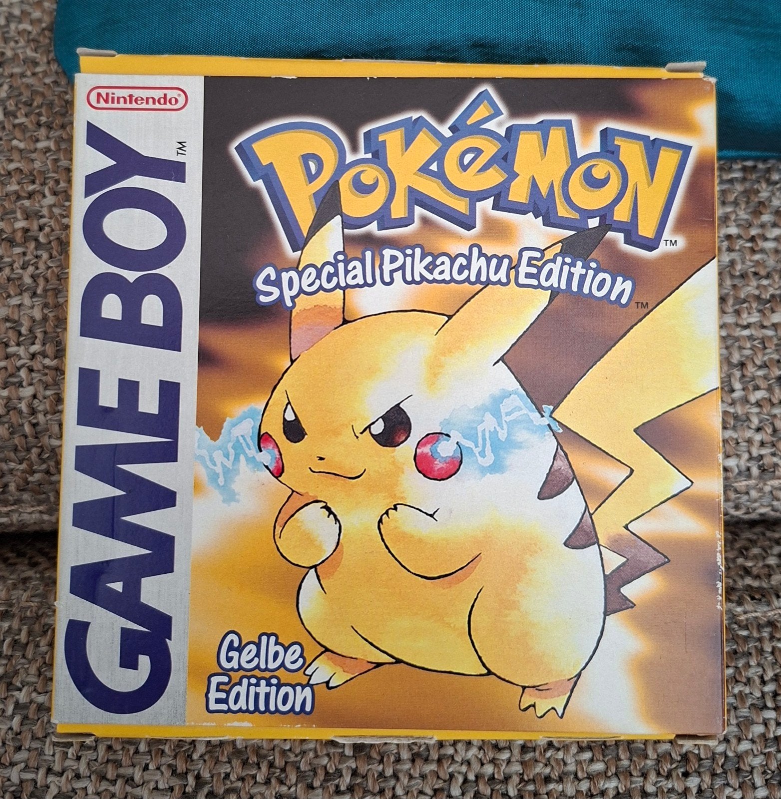 Nintendo Pokemon game boy gelbe edition made in japan 1995, Avontuur en Actie, 1 speler, Ophalen of Verzenden, Zo goed als nieuw