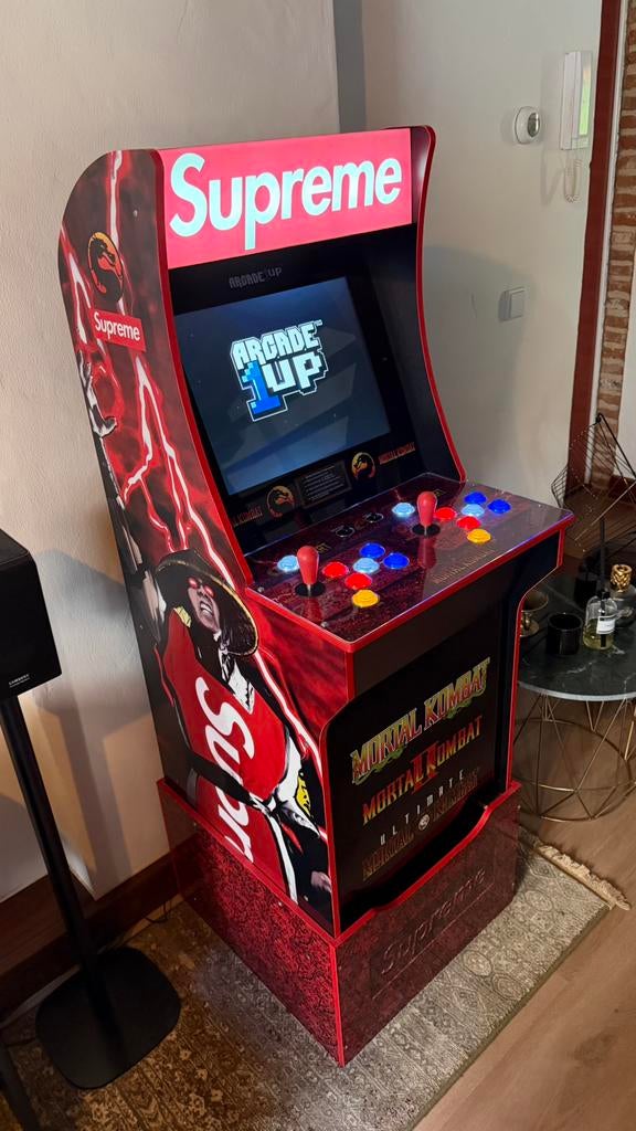 Supreme Mortal Kombat kast, Verzamelen, Automaten | Overige, Ophalen, Zo goed als nieuw