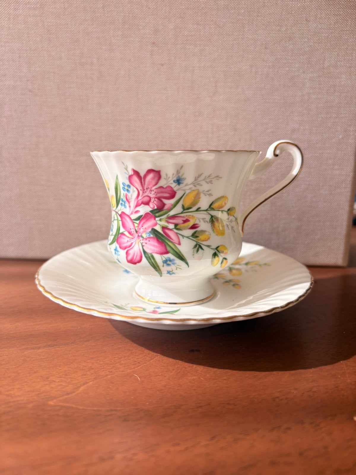 Vintage Paragon Fine Bone China kop & schotel – Pink Orchid, Ophalen of Verzenden