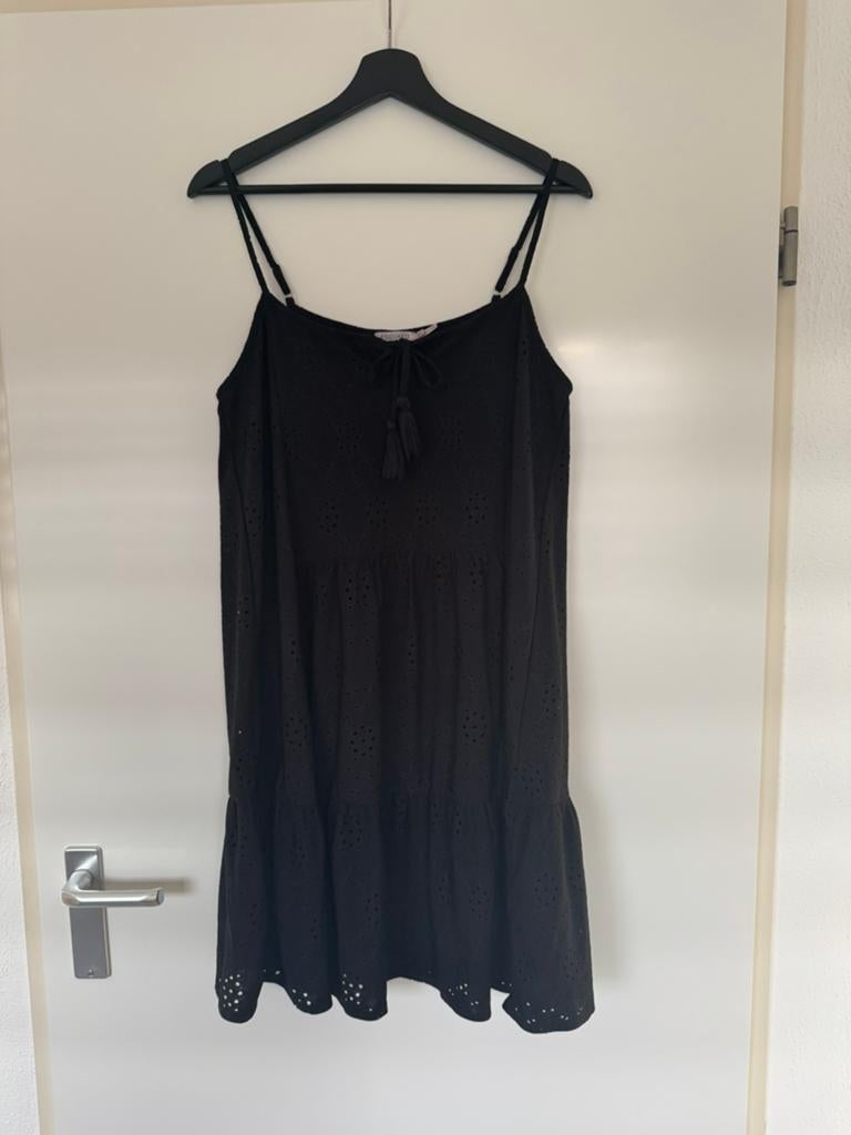 Zwart broderie zomer jurkje. Esqualo maat S, Maat 38/40 (M), Zwart, Ophalen of Verzenden, Zo goed als nieuw