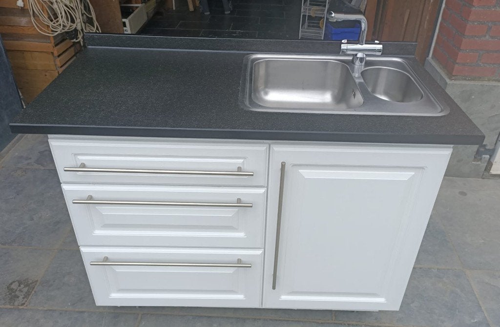 keuken,buitenkeuken,kitchenette,pantry ,graniet aanrechtblad, Huis en Inrichting, Keuken | Keukenelementen, Ophalen, Wit, 150 tot 200 cm