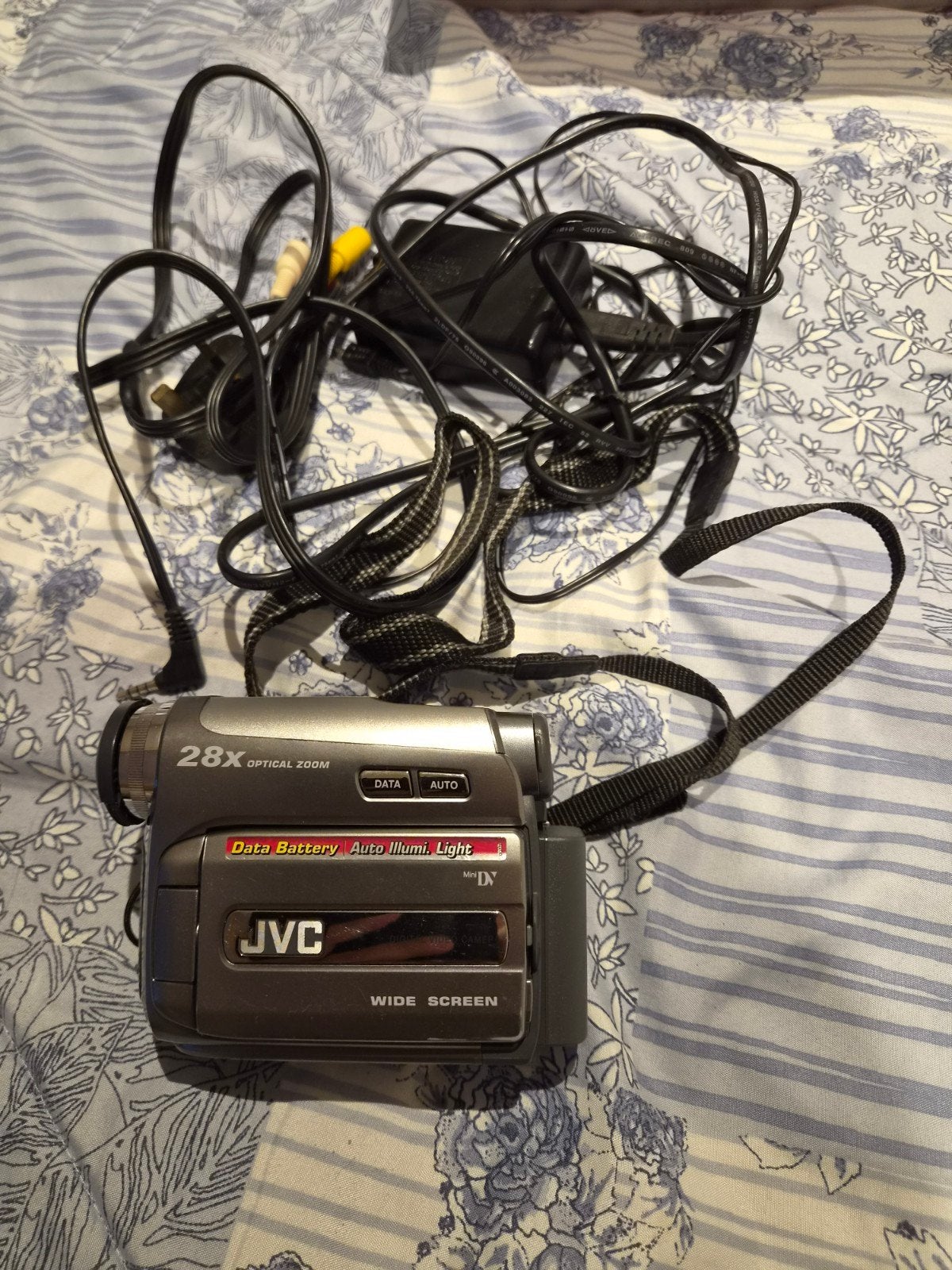 JVC GR-D728EK Digitale Video Camera met Tas en Accessoires, Gebruikt, JVC, 20x of meer, Overige soorten