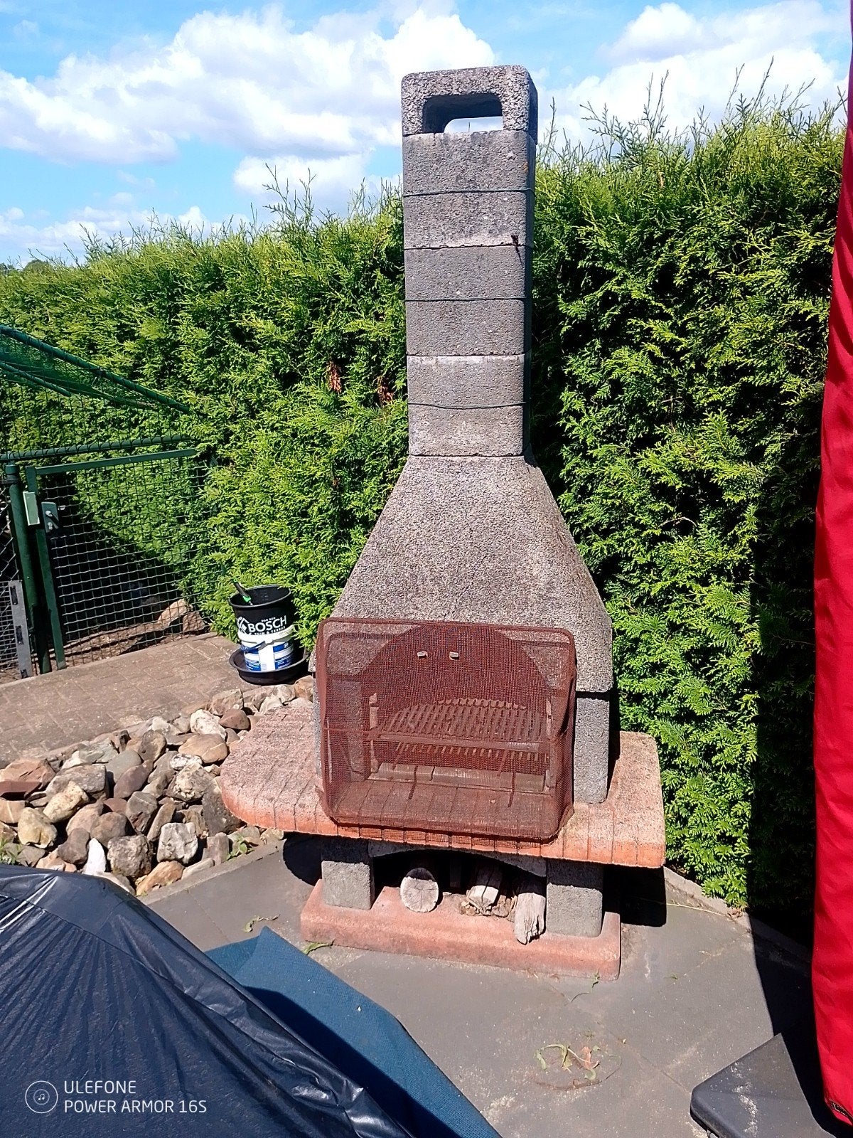 Robuuste betonnen buitenhaard/barbecue, Ophalen, Gebruikt, Onbekend