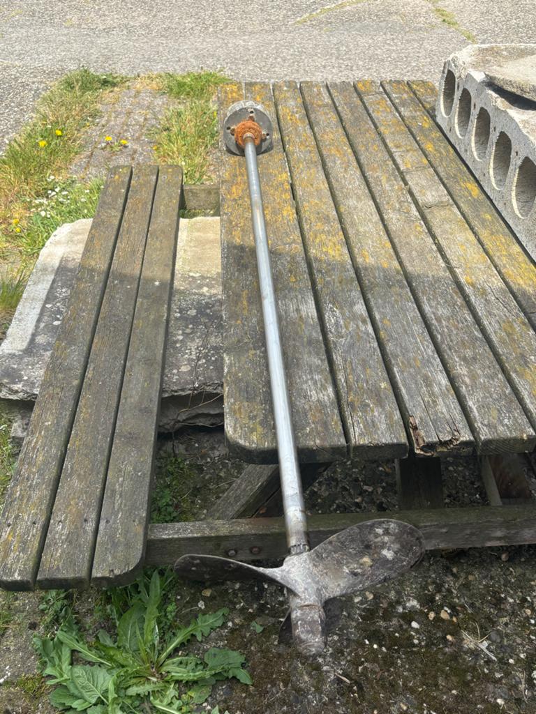 Schroef met schroefas, Ophalen of Verzenden, Gebruikt, Motor en Techniek, Motorboot