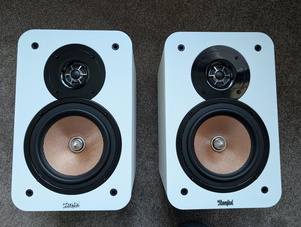 Teufel Ultima 20 Mk4 (met garantie), Basreflex, Zo goed als nieuw, 60 tot 120 watt, Boekenplank luidspreker