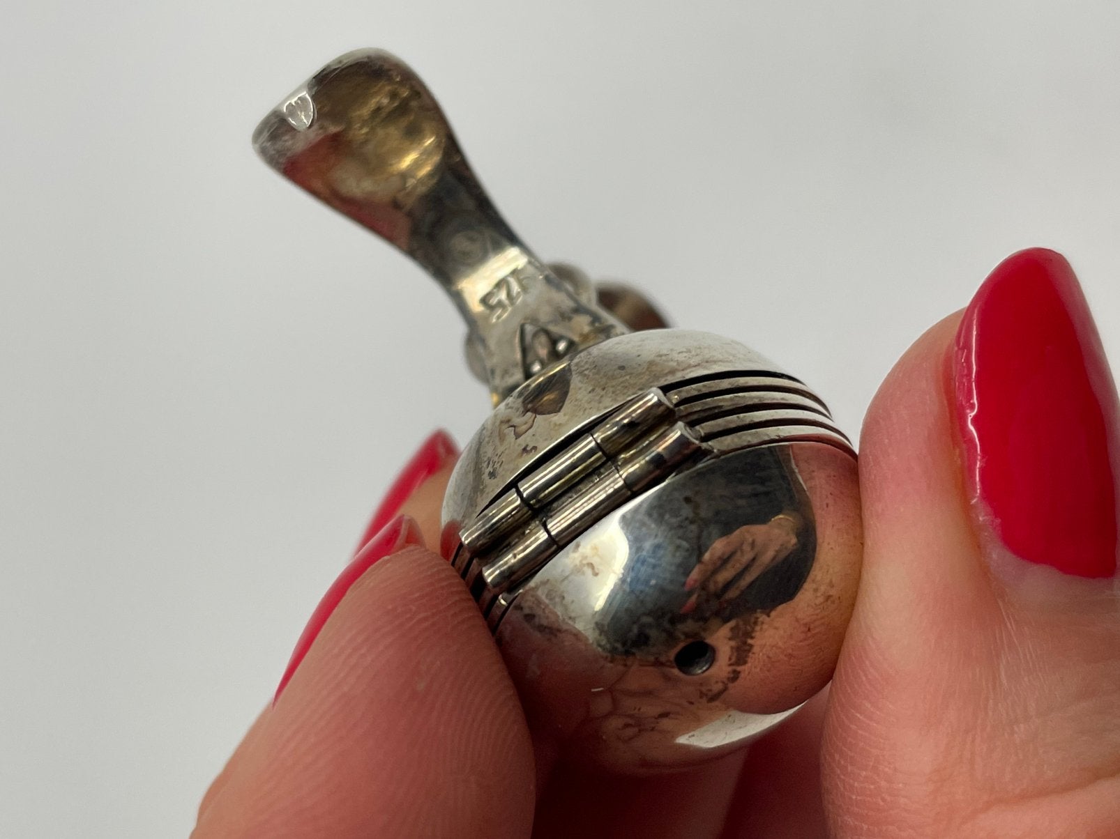 E574 Prachtige zilveren ORB hanger foto medaillon, Overige voorstellingen, Ophalen of Verzenden, X, Zilver