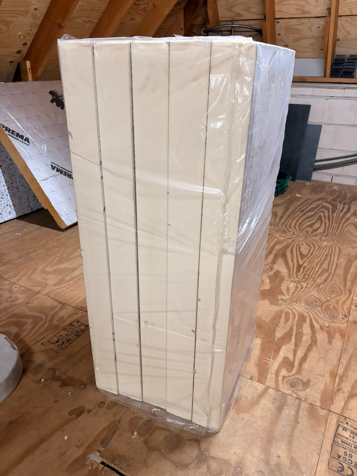 Te koop, Ophalen, Nieuw, Hardschuim (Pir), Minder dan 5 m²