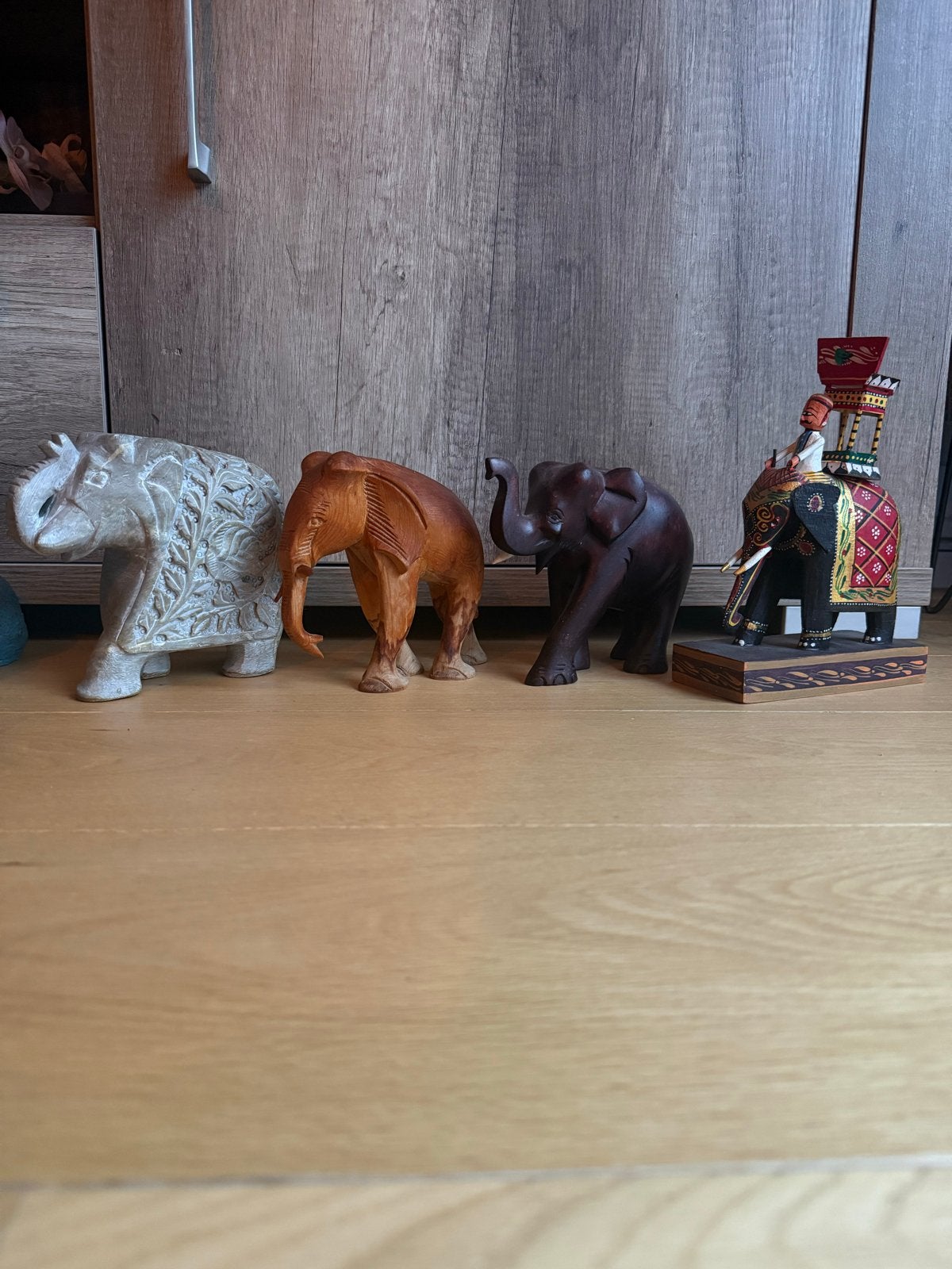 4 decoratieve olifantenbeeldjes, Ophalen, Gebruikt, Dier