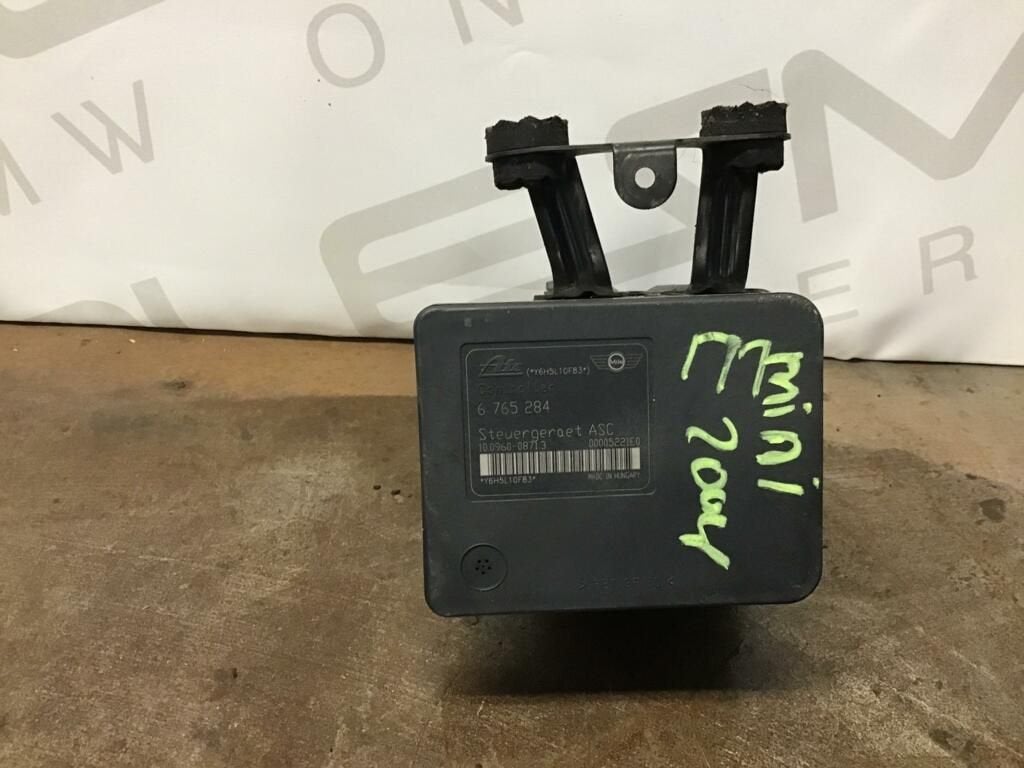 ABS pomp Mini R50 R53 ('01-'06) 6765284, Gebruikt, -, -, Ophalen of Verzenden