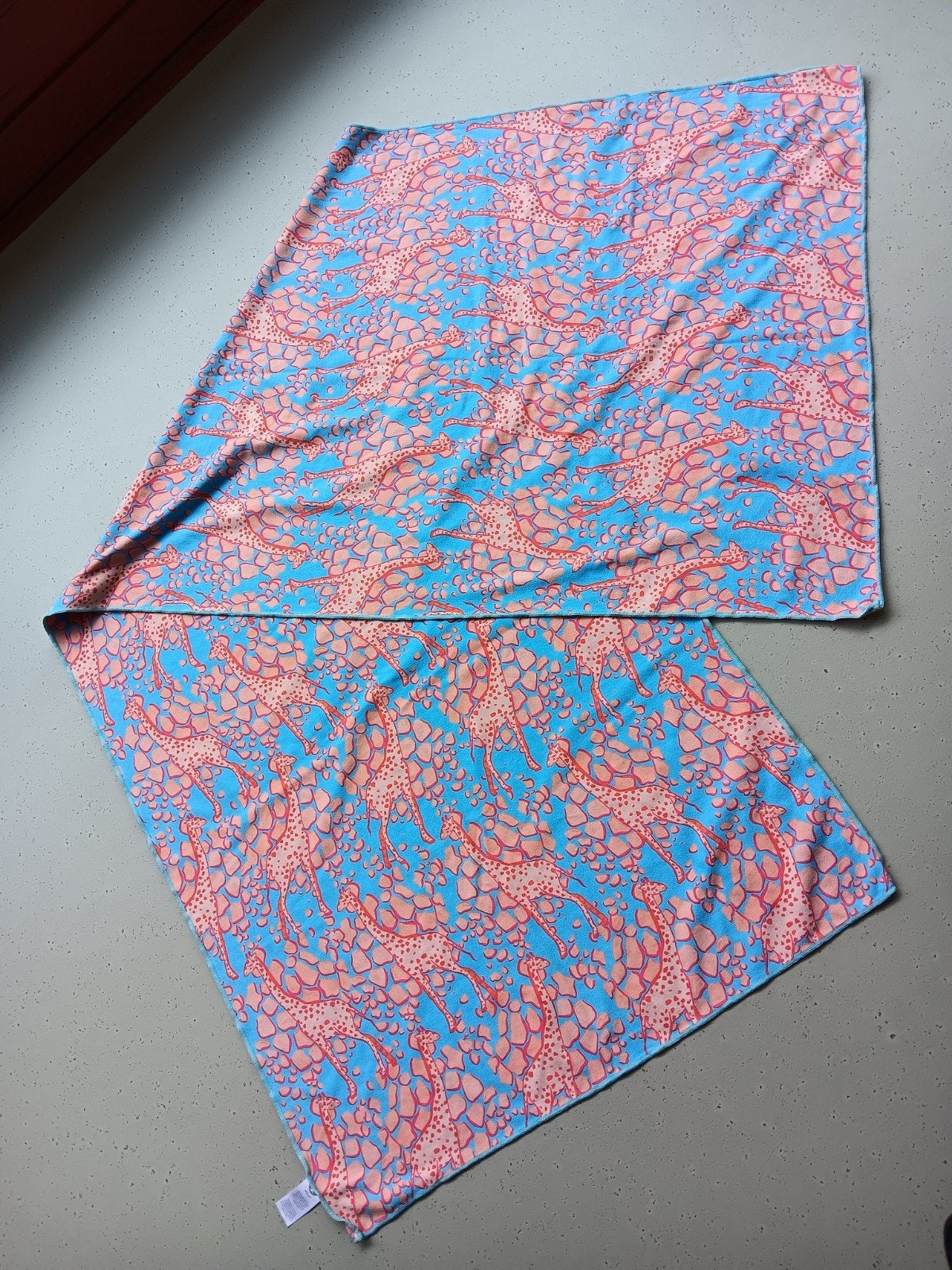 Manduka Equa yoga handdoek giraf limited edition, Ophalen of Verzenden, Gebruikt, Yoga-accessoire
