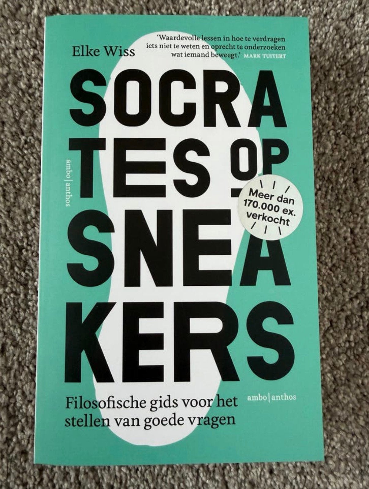 Socrates op sneakers - Elke Wiss, Boeken, Verzenden, Zo goed als nieuw
