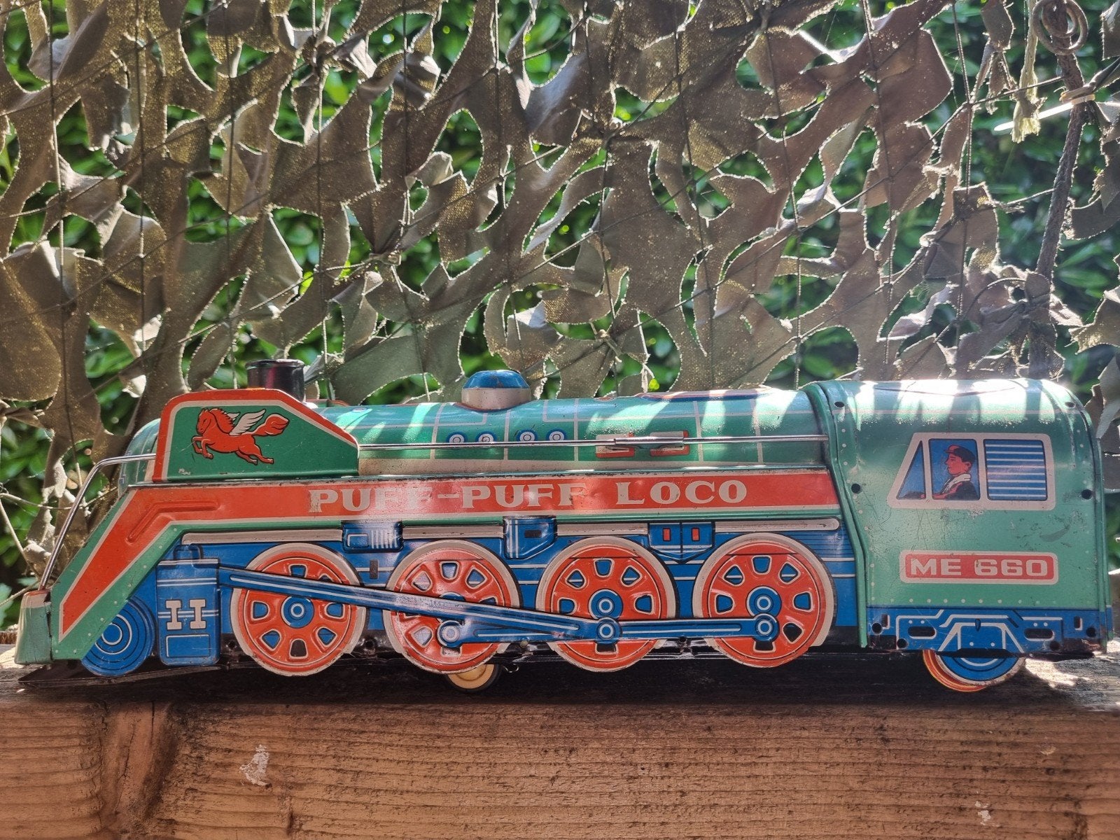 Oude Blikken trein 'Puff-Puff Loco' ME 660, Ophalen, Gebruikt