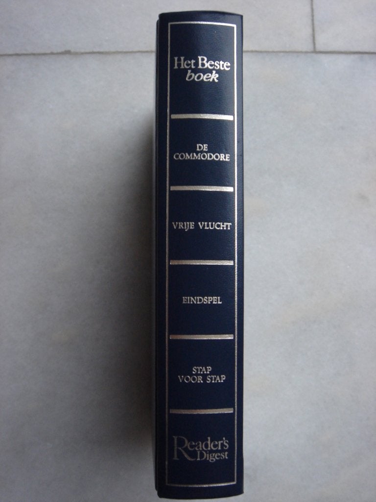 De Commodore, Vrije vlucht, Eindspel en nog 1 verhaal, Ophalen of Verzenden, Gelezen, Diverse auteurs