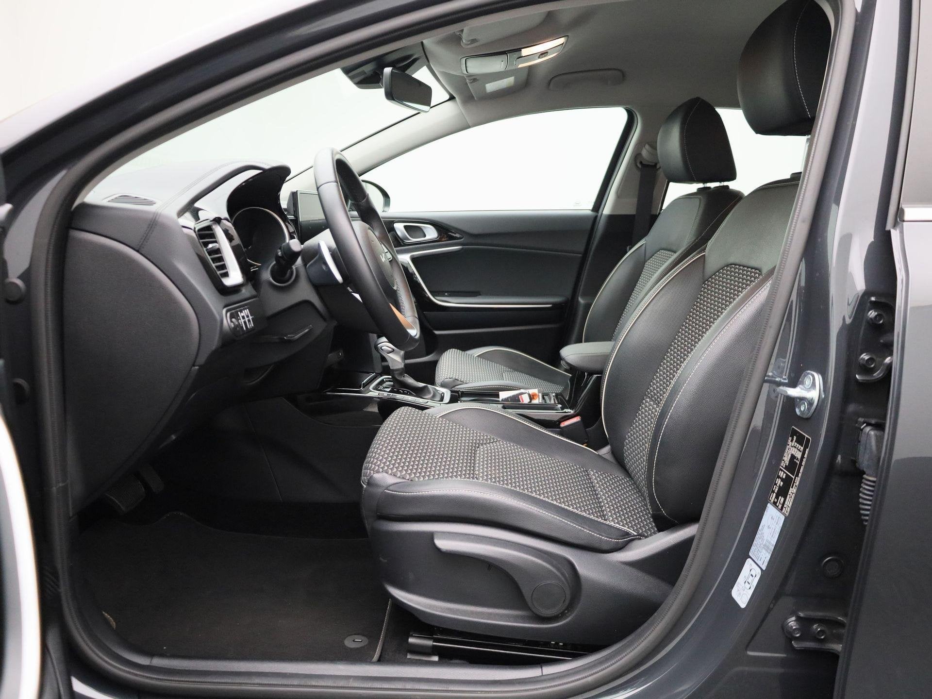 KIA Ceed Sportswagon Pulse 1.0 T-GDi 120 MHEV DCT ISG | GRAT, Auto's, Stof, Gebruikt, Zwart, Parkeersensor