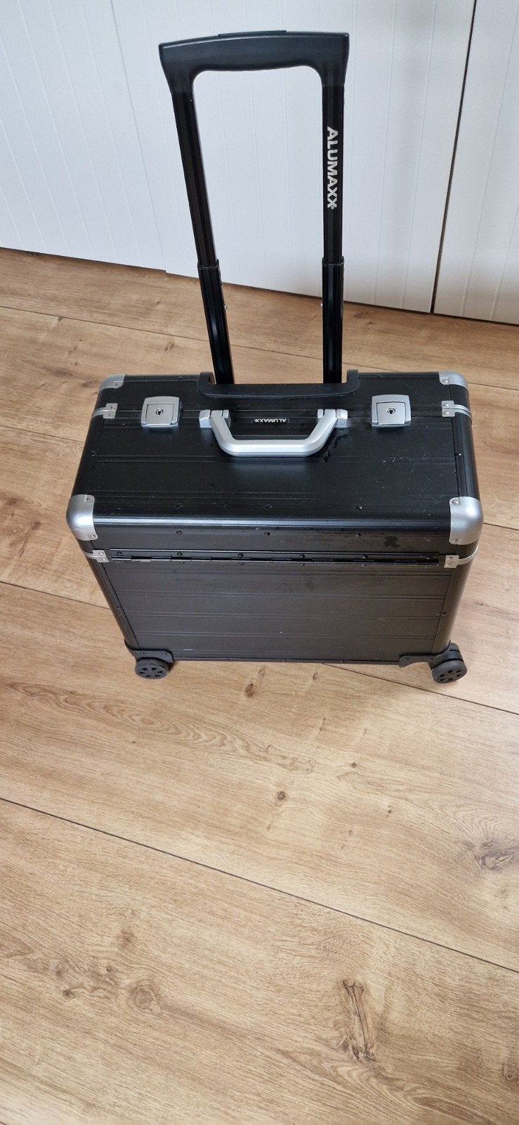 Alumaxx pilotenkoffer met laptopvak en wieltjes, Ophalen, 30 cm of meer, Zwart, Minder dan 40 cm