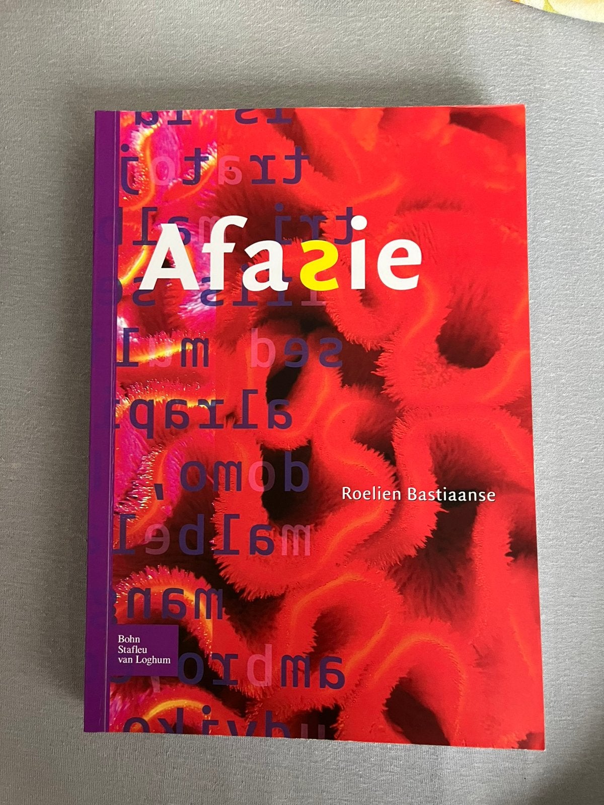 Afasie- Roelien Bastiaanse, Ophalen of Verzenden, Zo goed als nieuw