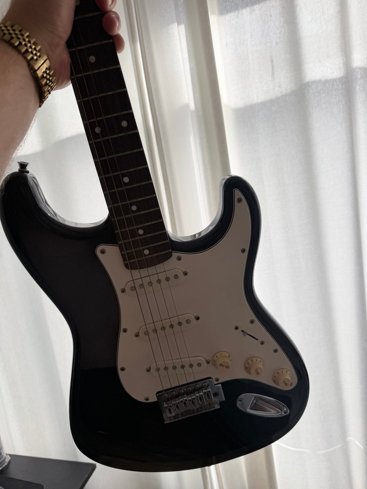 Squier Stratocaster elektrische gitaar - Zwart, Ophalen of Verzenden, Gebruikt, Solid body, Fender