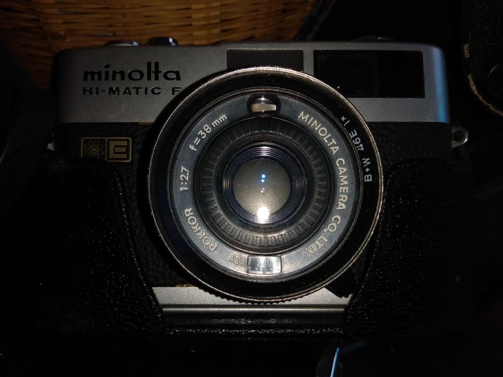 Camera,merk minolta hi matic F, Audio, Tv en Foto, Fotocamera's Analoog, Ophalen of Verzenden, Compact, Minolta