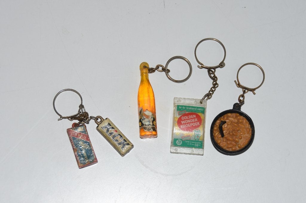 Sleutelhangers Van Nelle, Kick, Golden Wonder, fles & pinda, Verzamelen, Sleutelhangers, Verzenden