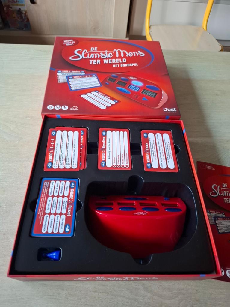De Slimste Mens Ter Wereld - Het Bordspel, Hobby en Vrije tijd, Gezelschapsspellen | Bordspellen, Postbus 123, 1000 AC Amsterdam