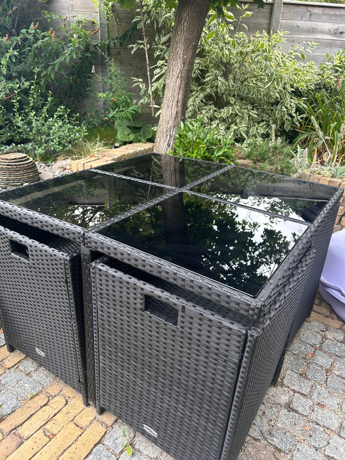 Compacte wicker tuinset – 4 stoelen, 4 hockers, Ophalen, Zo goed als nieuw, Kunststof