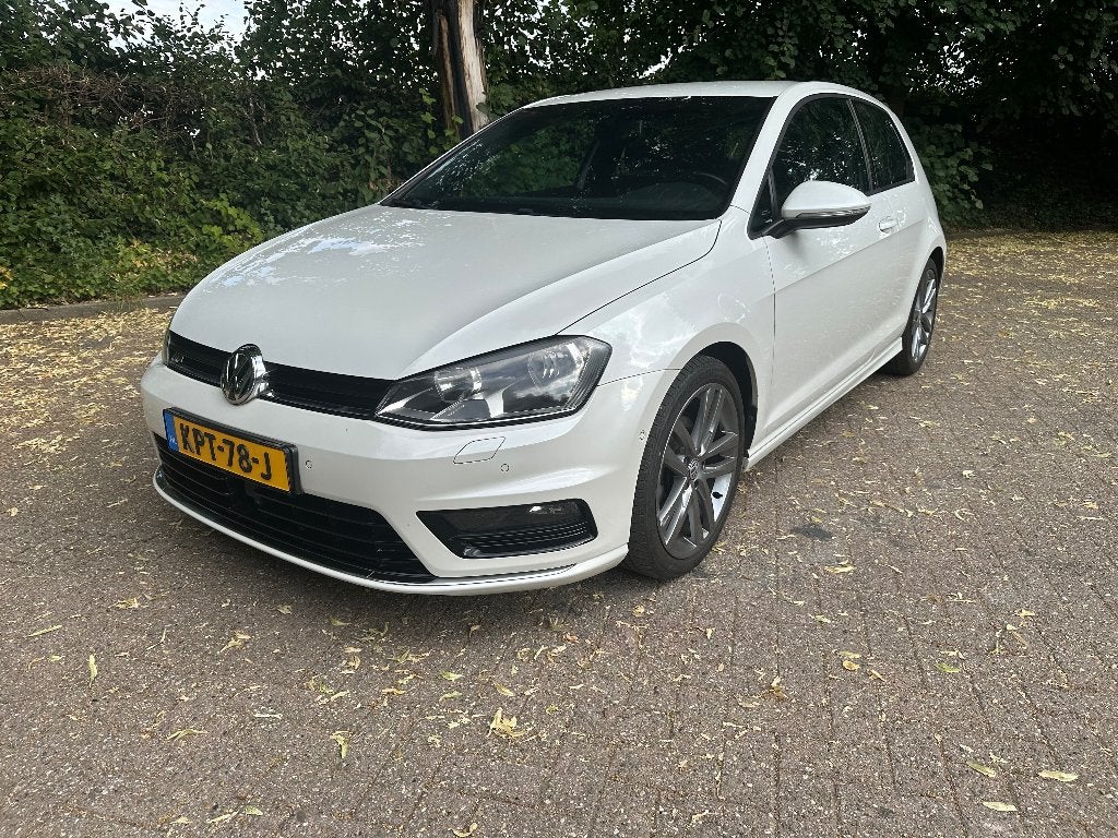 Volkswagen Golf 1.4 TSI R-Line uit 2014 te koop!!!, Auto's, 4 cilinders, Wit, 1395 cc, Grijs