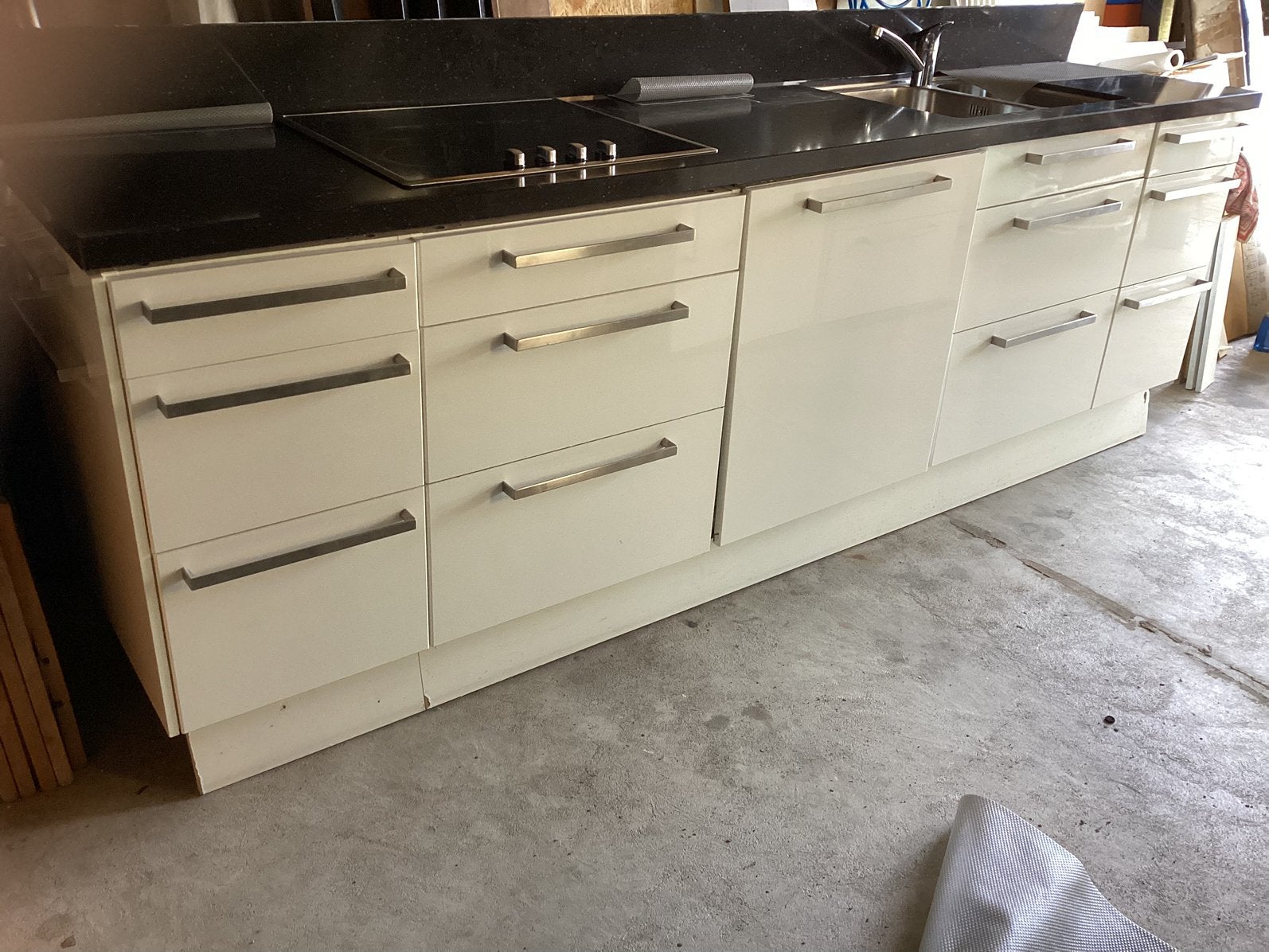 Hoogglans witte keuken (Ikea), Ophalen, Zo goed als nieuw, Wit