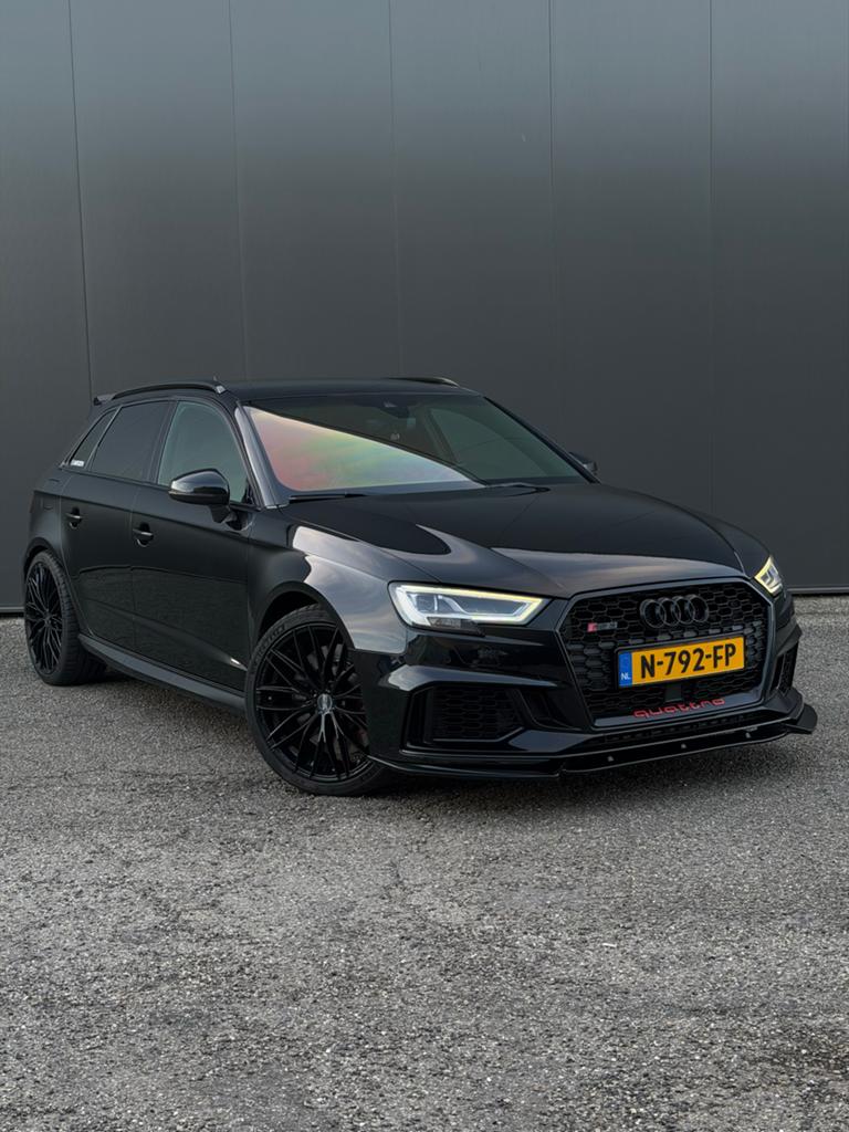 Audi A3 RS3 2.5 Tfsi 400pk Quattro S Tronic 2017 Zwart, Automaat, Zwart, 1485 kg, Vierwielaandrijving