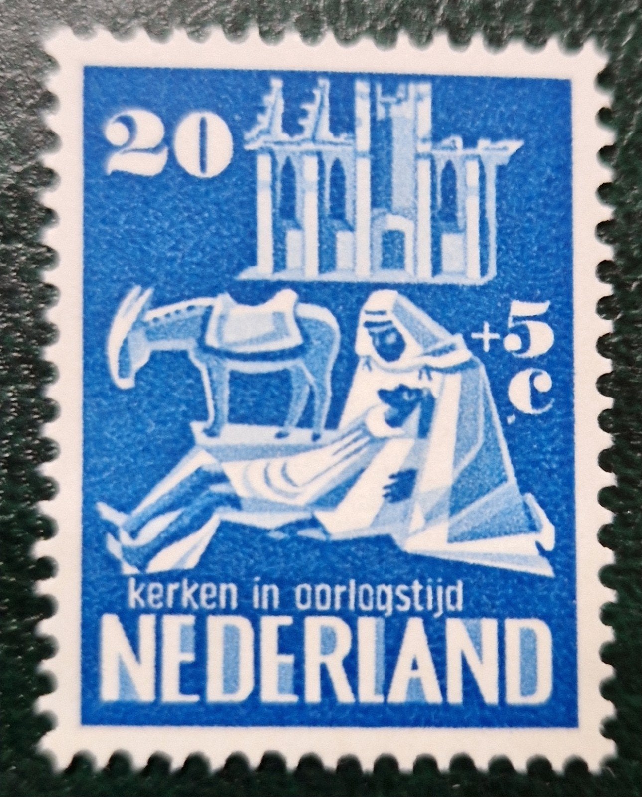 NVPH 560 PM plaatfout postfris 1950 Kerken in Oorlogstijd, Postzegels en Munten, Ophalen of Verzenden, Na 1940, Postfris