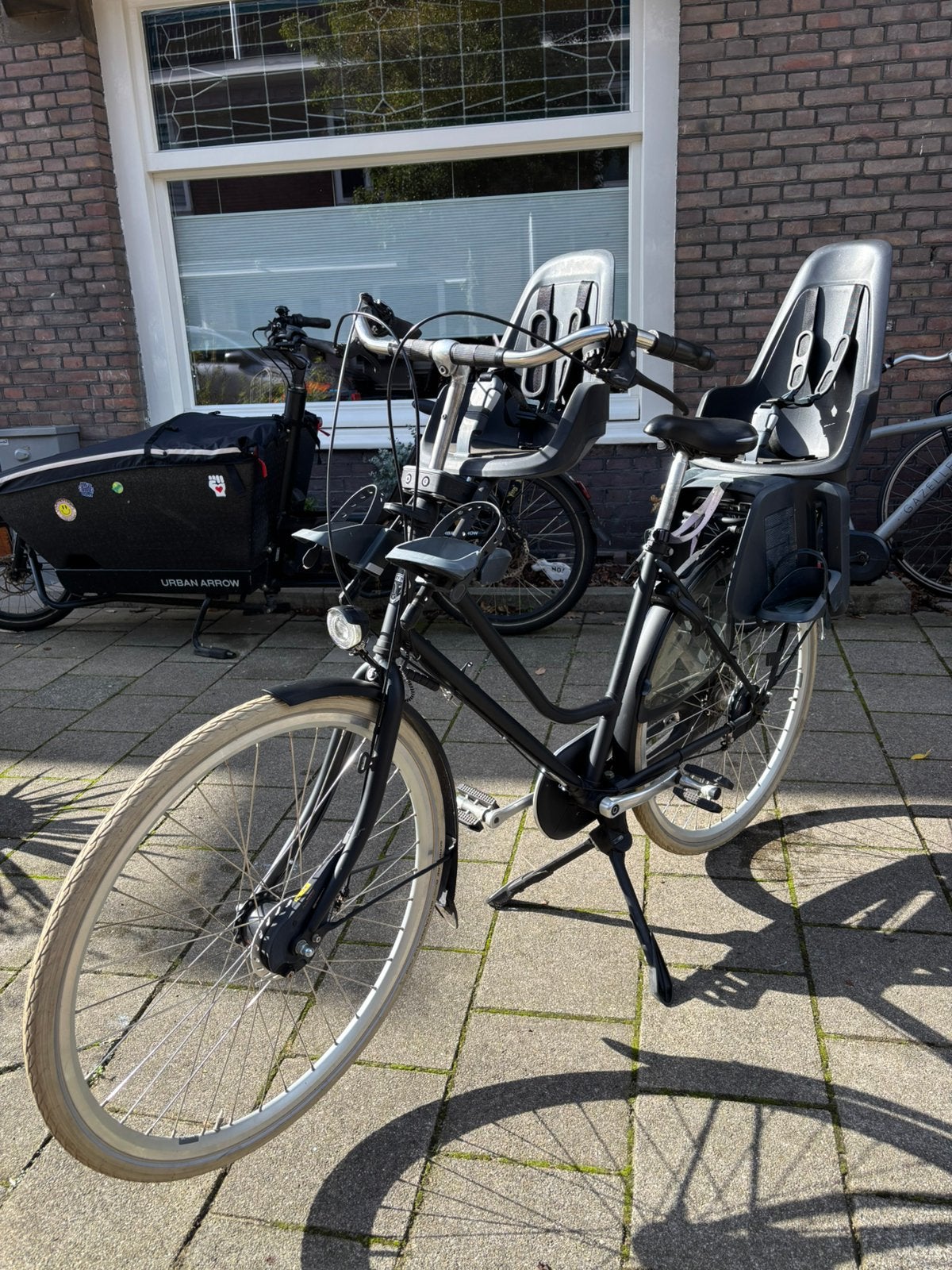 Azor mamafiets met Bobike voor- en achterzitje, Trommelrem, Ophalen, Overige merken, 53 tot 56 cm