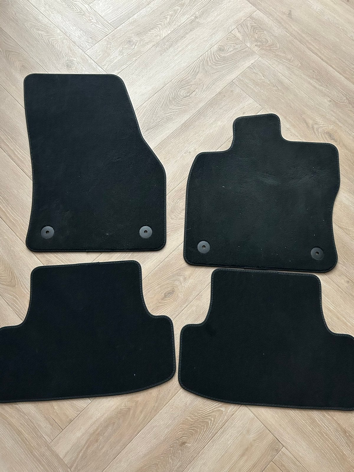 Originele VW Vloermatten - T-ROC, Auto diversen, Automatten, Ophalen of Verzenden, Nieuw