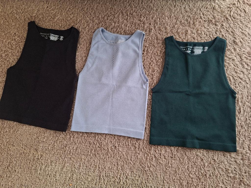 Primark 3 sport topjes valt als 164-170 NIEUW, Kinderen en Baby's, Kinderkleding | Maat 164, Meisje, Ophalen of Verzenden, Primark
